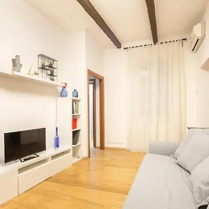 Apartment Molinari House Centro Diamond, Modena